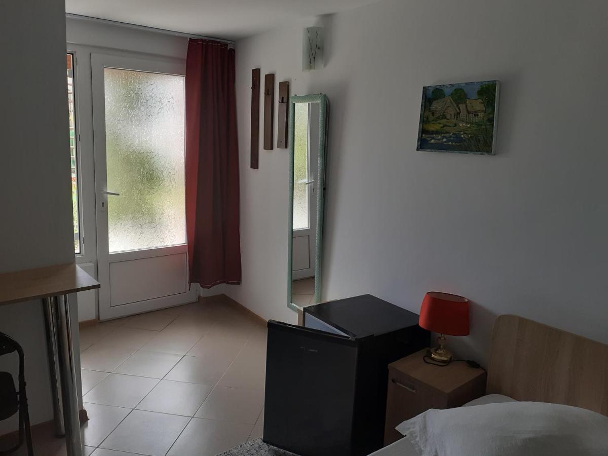 Casa Chitu Guest House มูรีกีโอล ภายนอก รูปภาพ