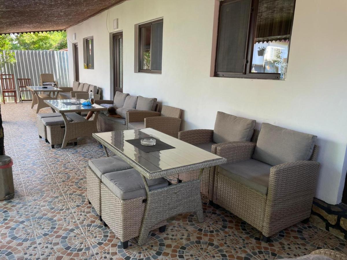 Casa Chitu Guest House มูรีกีโอล ภายนอก รูปภาพ