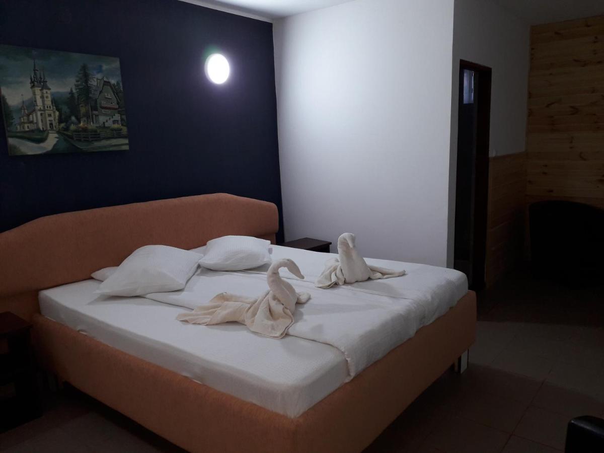 Casa Chitu Guest House มูรีกีโอล ภายนอก รูปภาพ